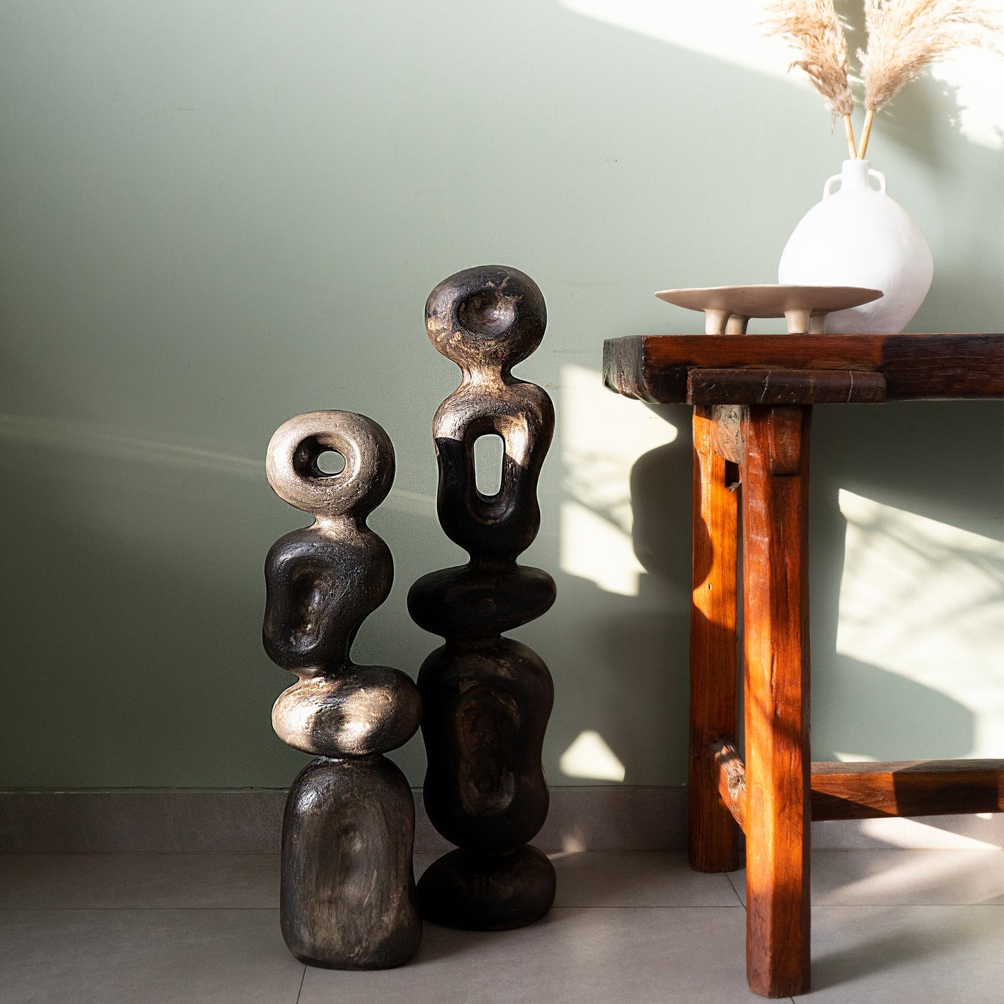 Ren Sculpture.