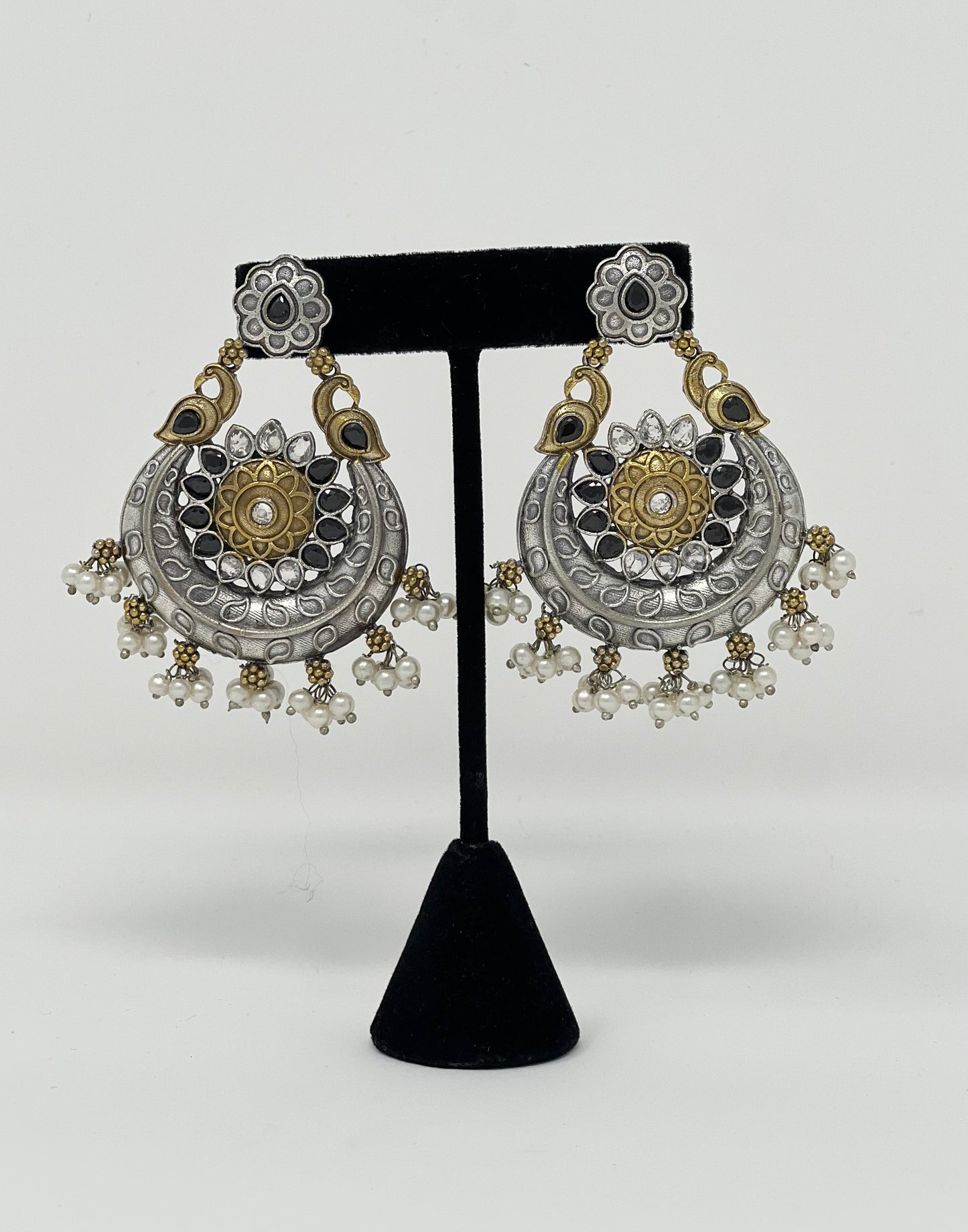 Mayūra collection | Earrings