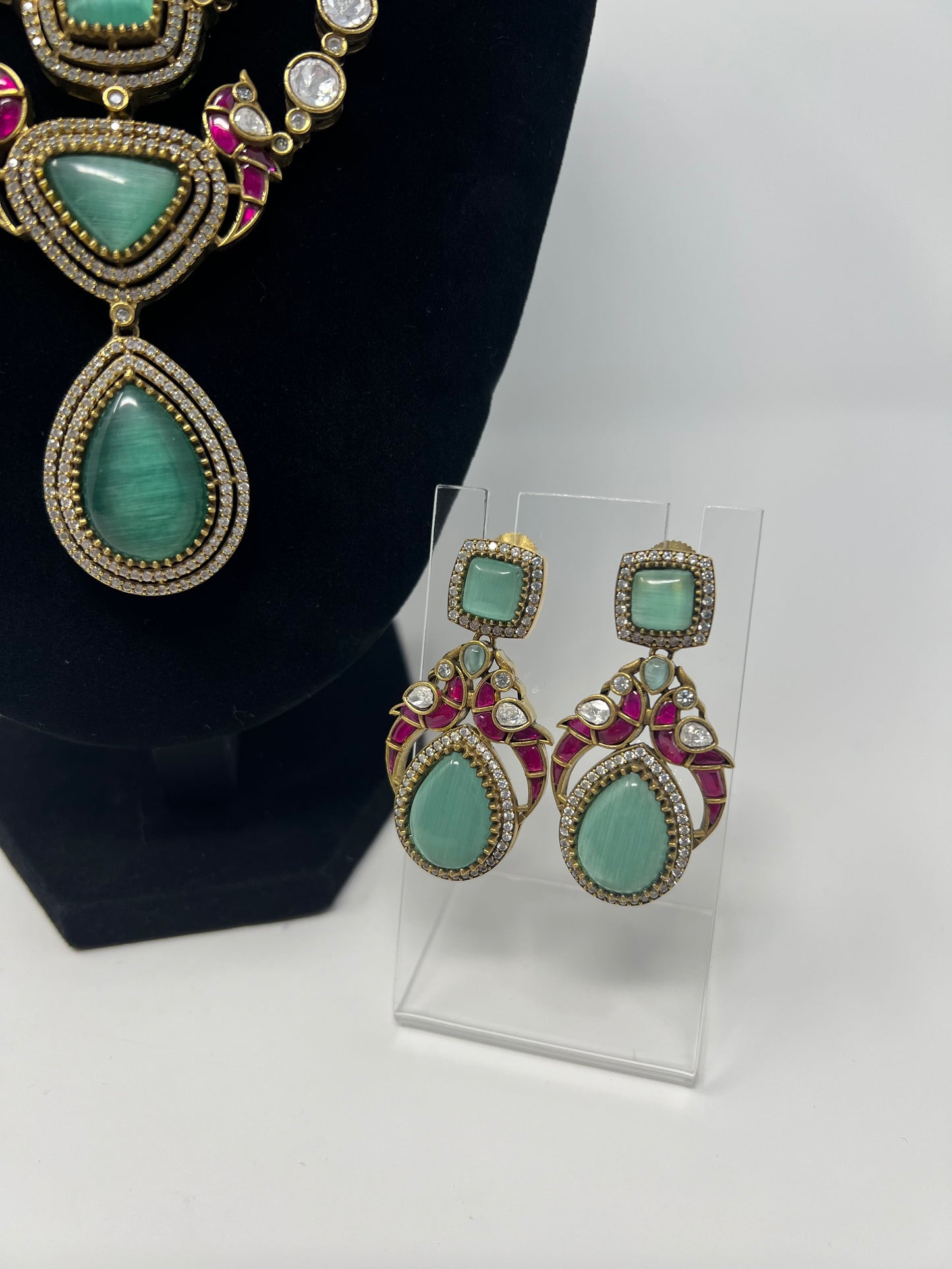 Myrãh Collection | Victorian Necklace Set