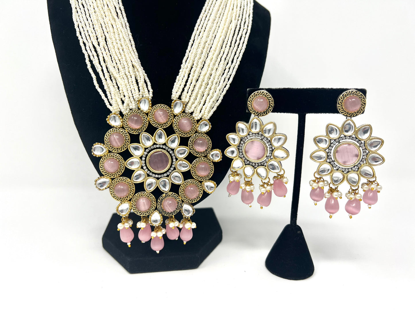 Myrãh Collection | Necklace Set.
