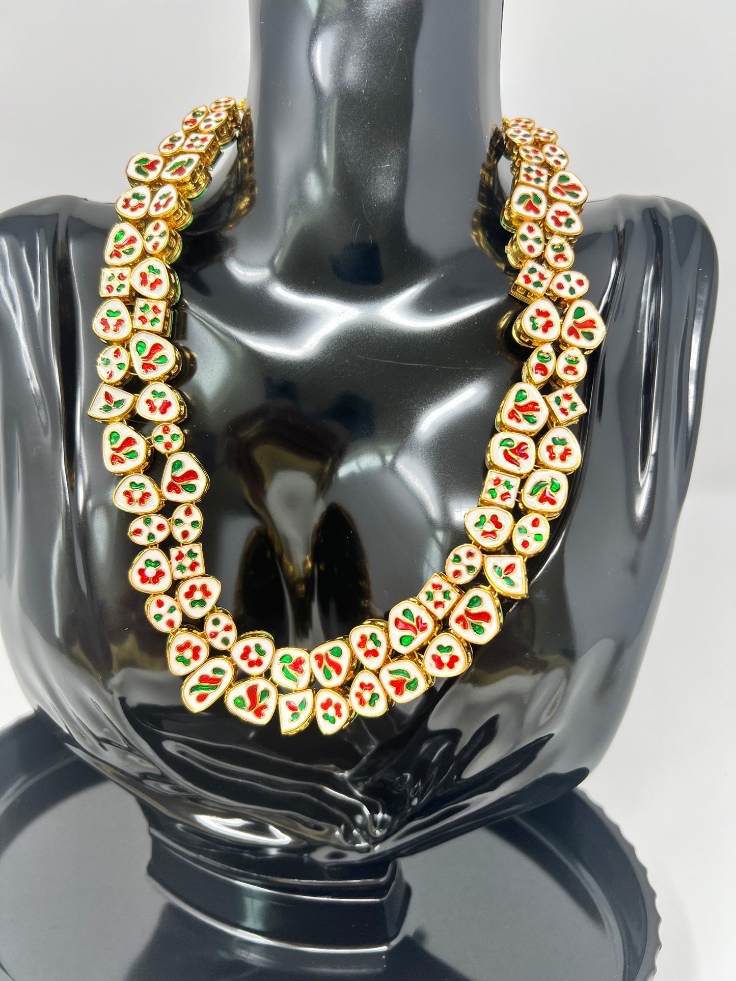 Myrãh Collection | Kundan Necklace Set