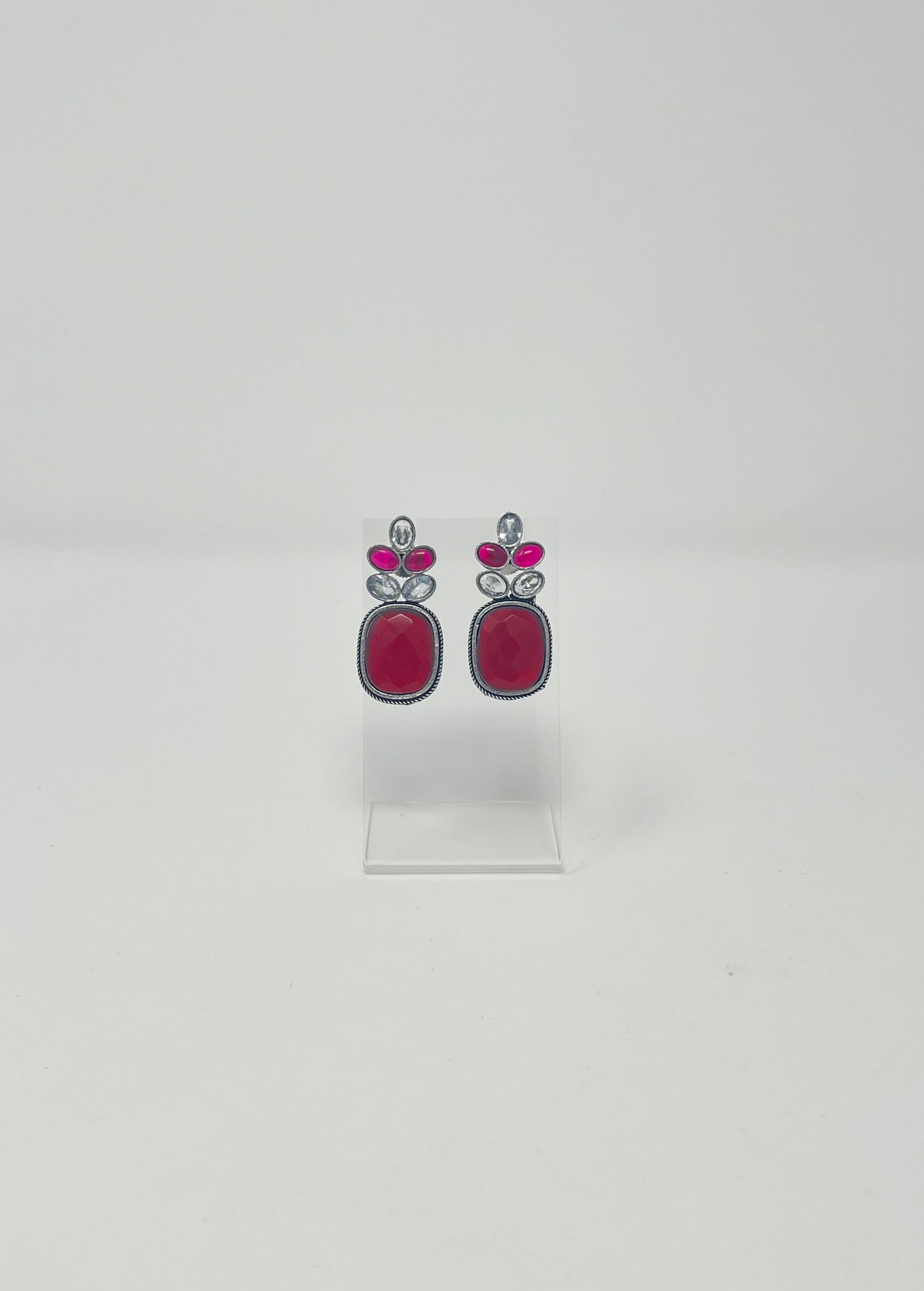 Daily wear earrings