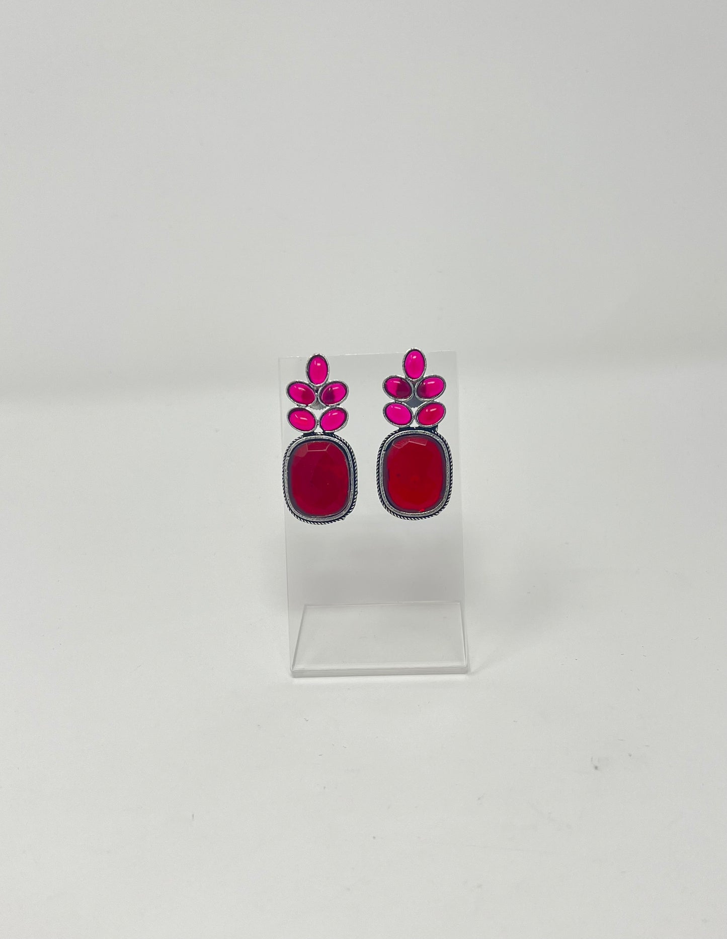 Daily wear earrings