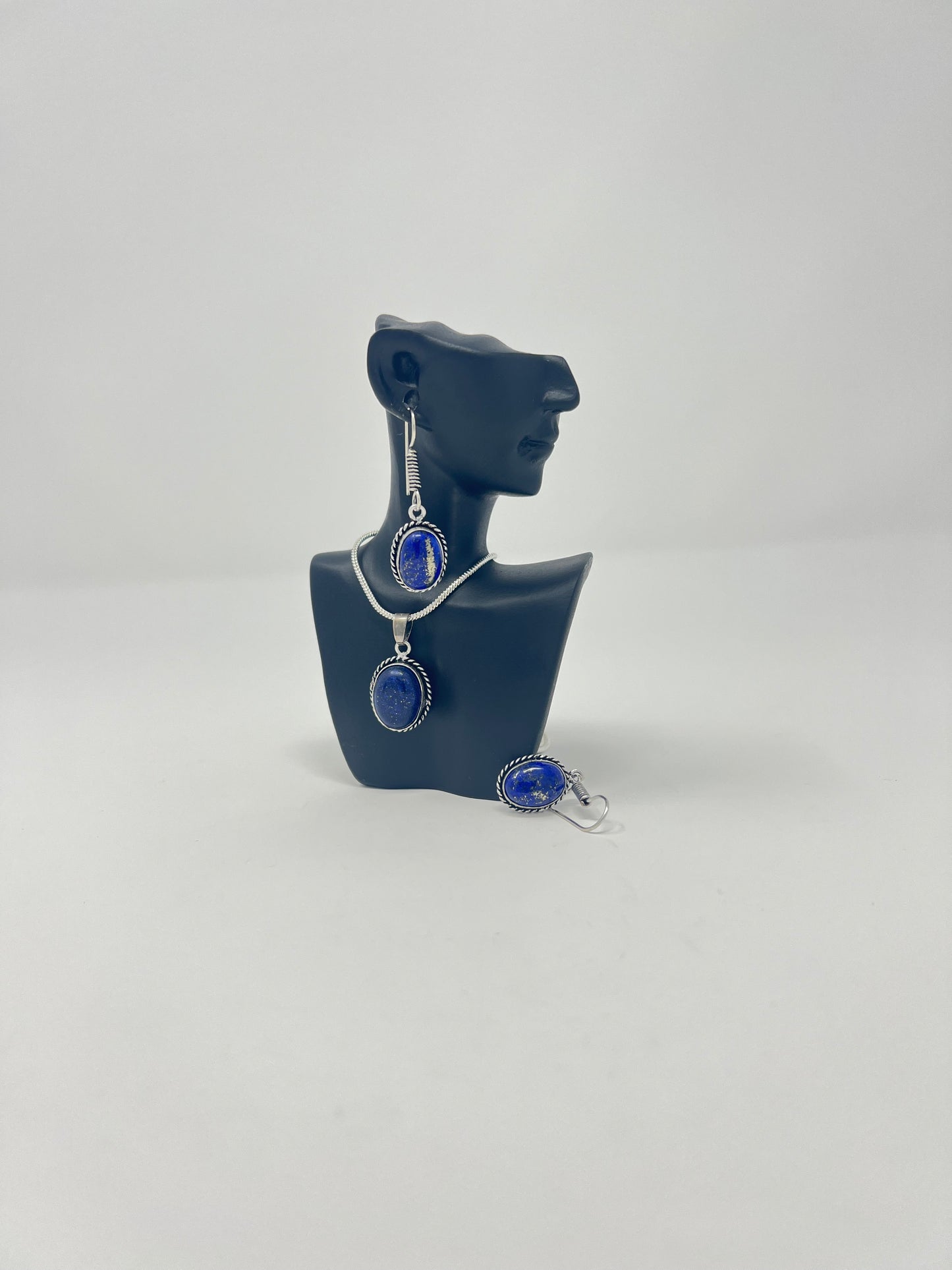 Pendent set with Earrings