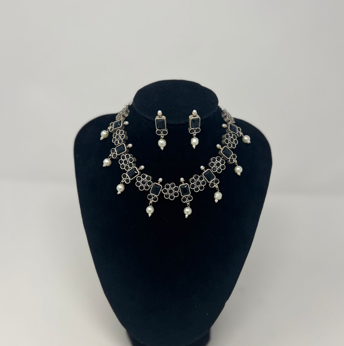 Hailey Collection | Delicate Necklace Set