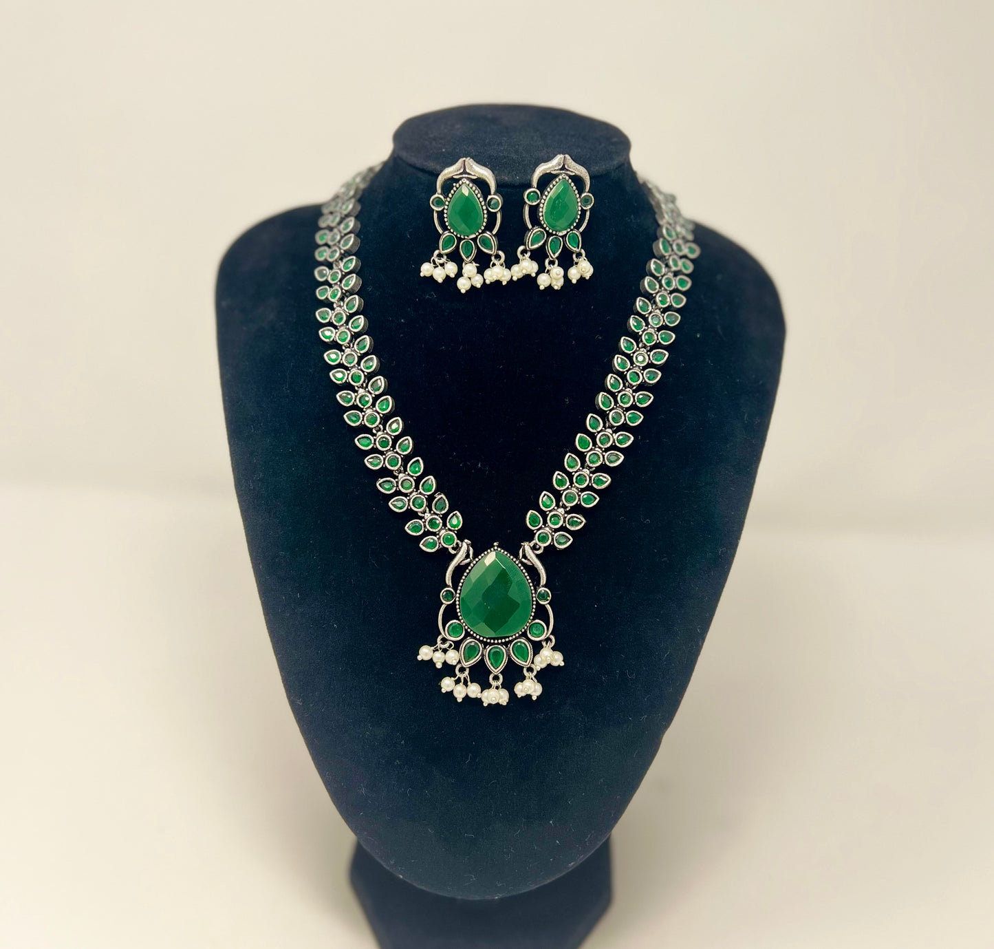 Hailey Collection | Delicate Necklace Set