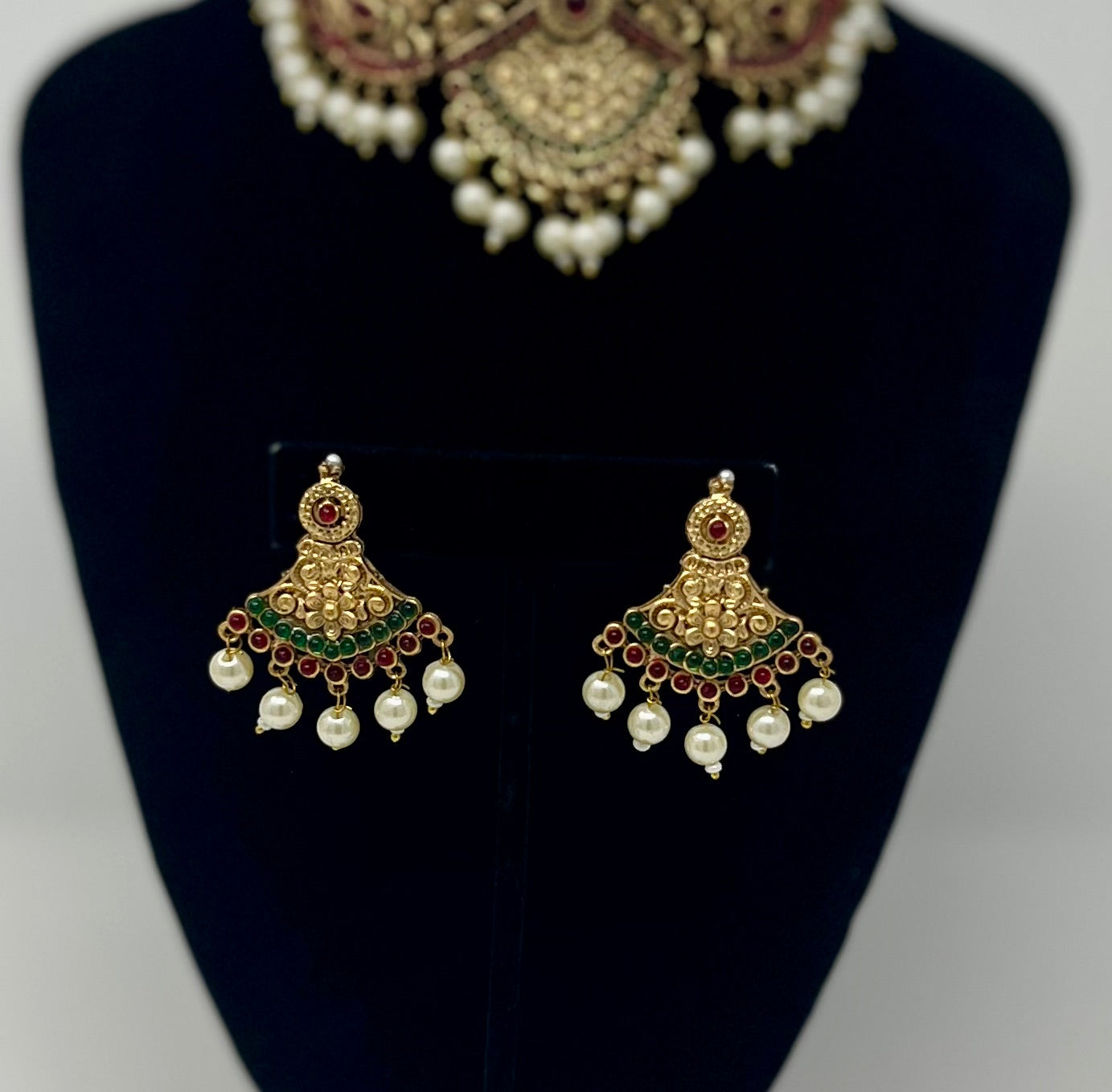 Temple Jewelry under $20 | Necklace Set