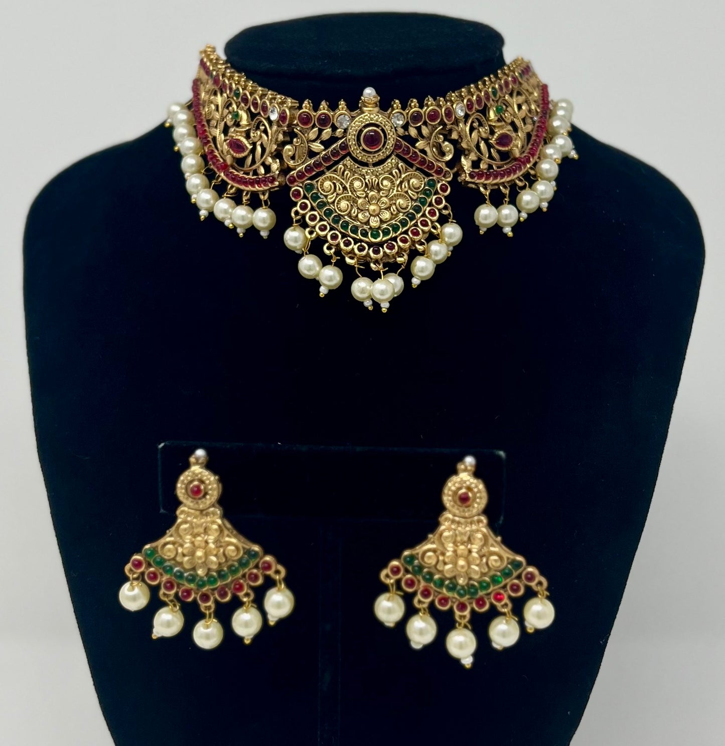Temple Jewelry under $20 | Necklace Set