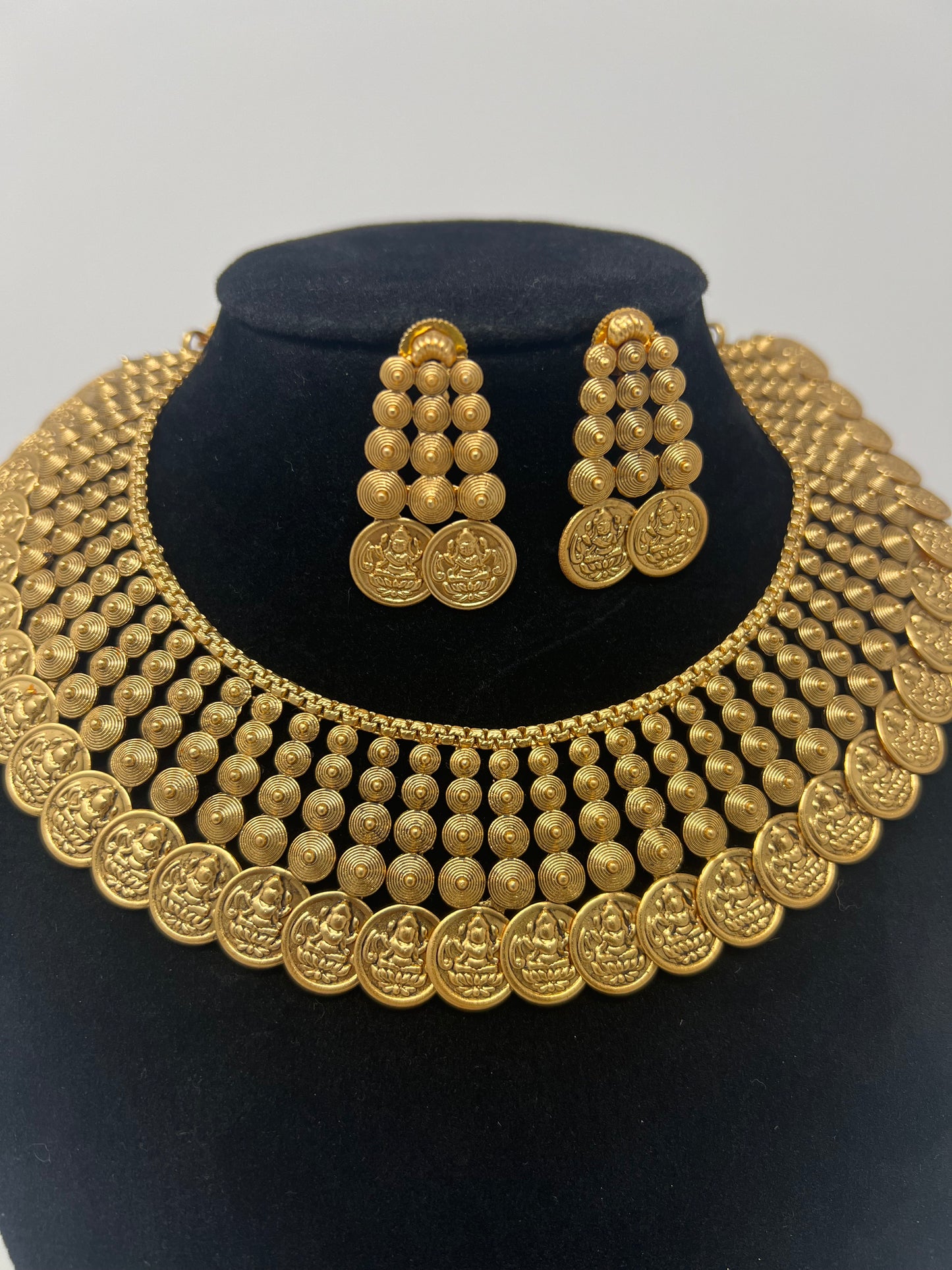 Temple Jewelry under $20 | Necklace Set