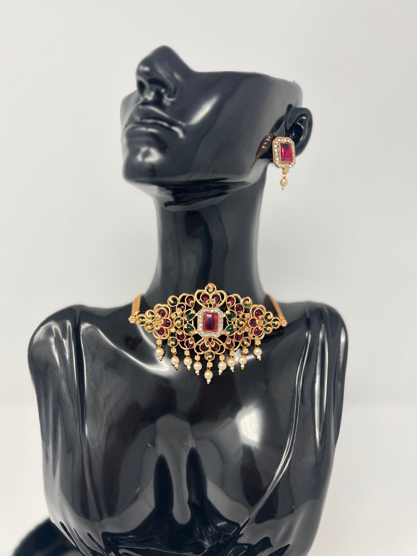 Temple Jewelry under $20 | Necklace Set