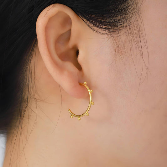 18K gold-plated, anti-tarnish jewelry – perfect New Year and Christmas gifts for her. Best Buy accessories, blending style and elegance for the ultimate jewelry apparel
