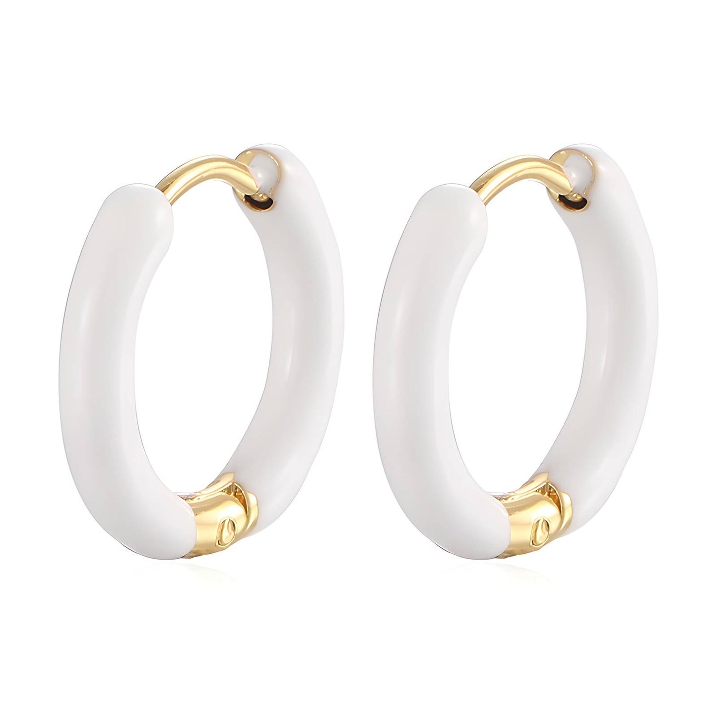 Discover the perfect gift this holiday season with our stunning 18k gold-plated anti-tarnish jewelry. Ideal as a New Year or Christmas gift, these elegant pieces are designed to shine for years, making them the best choice for her. Elevate any outfit with this timeless jewelry apparel, crafted for beauty and durability. A thoughtful accessory and the ultimate Best Buy for someone special!