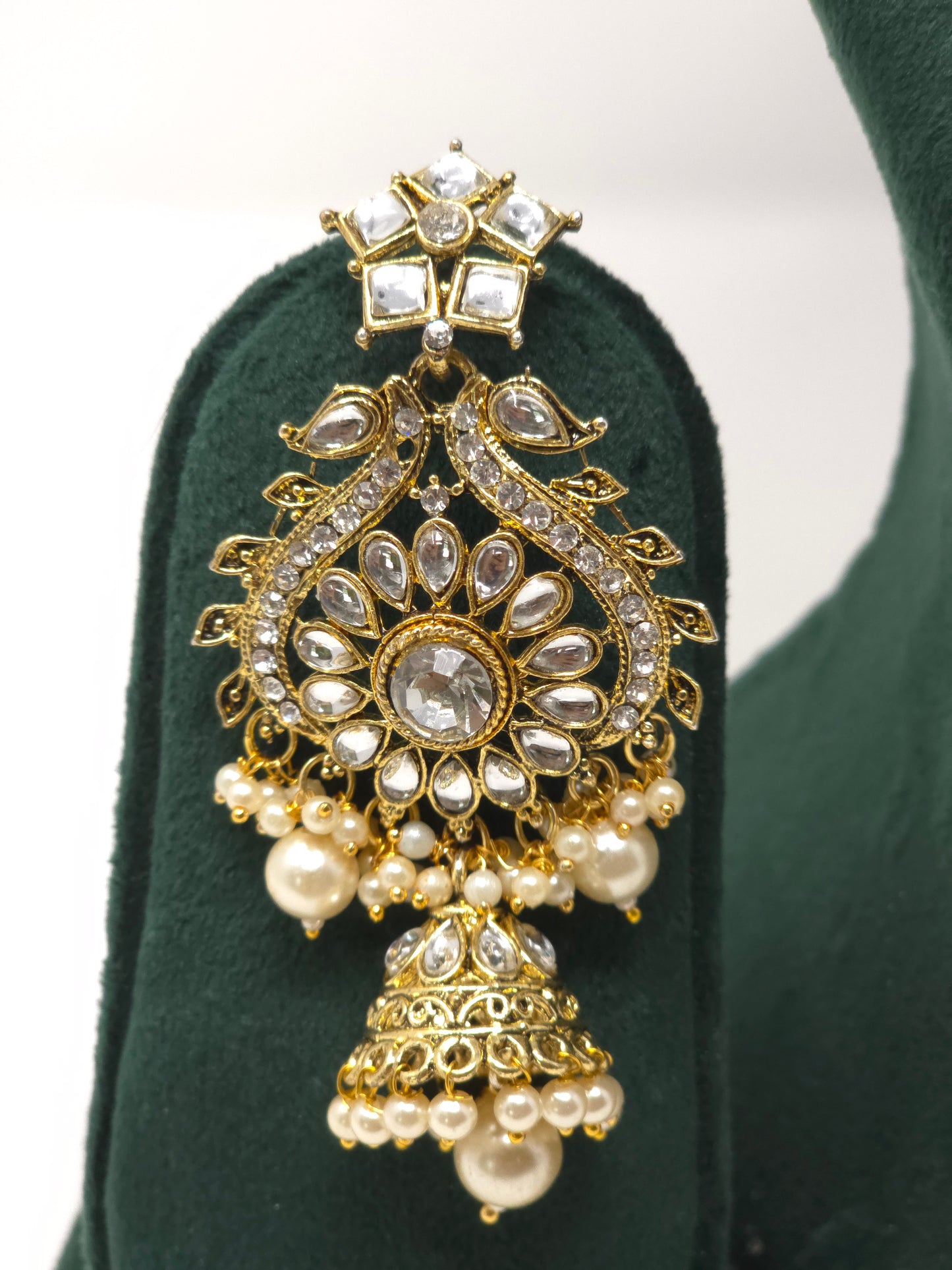 Kundan Pearl Choker Necklace Set with White Stones | Set of 4