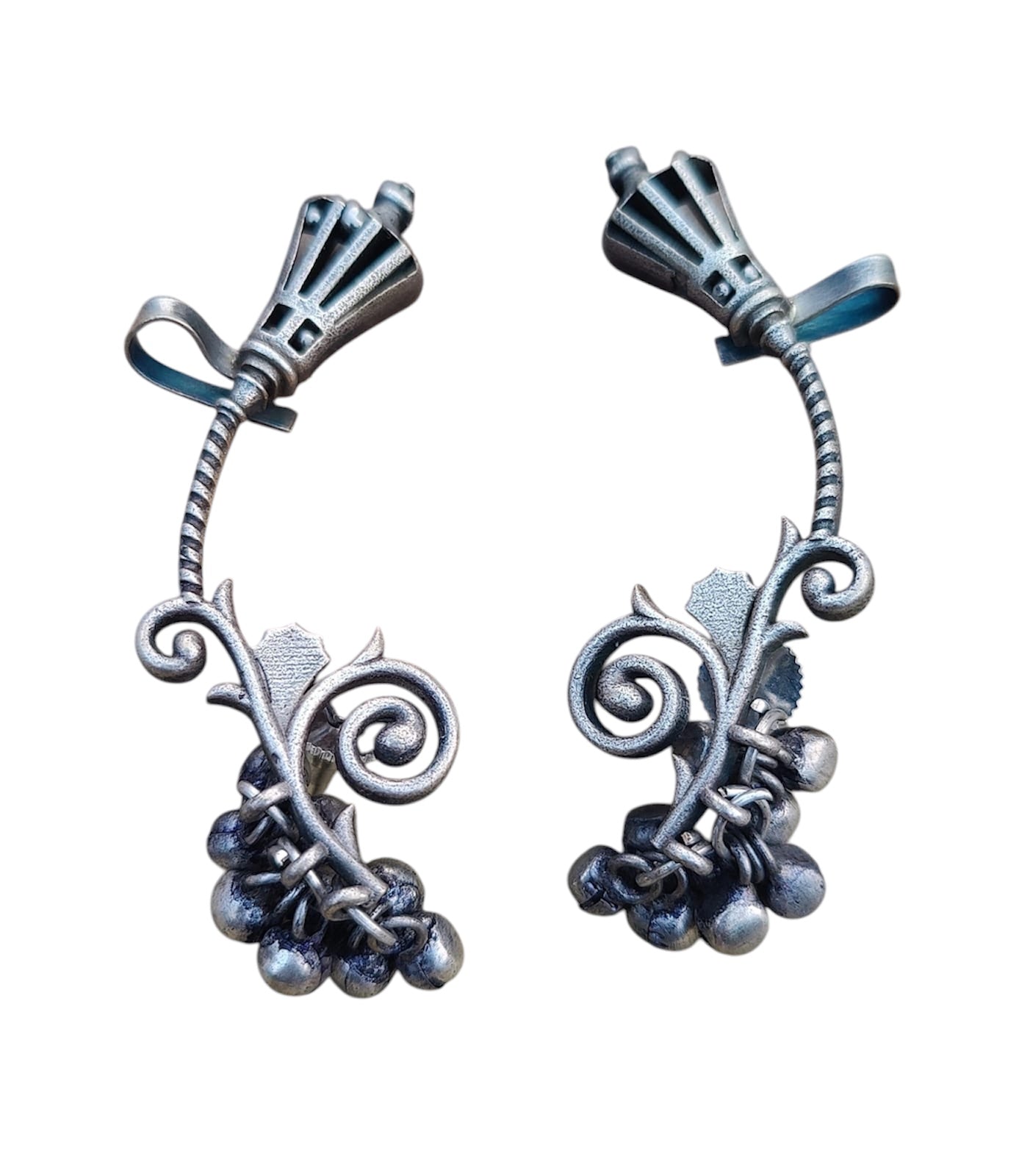 Earcuffs