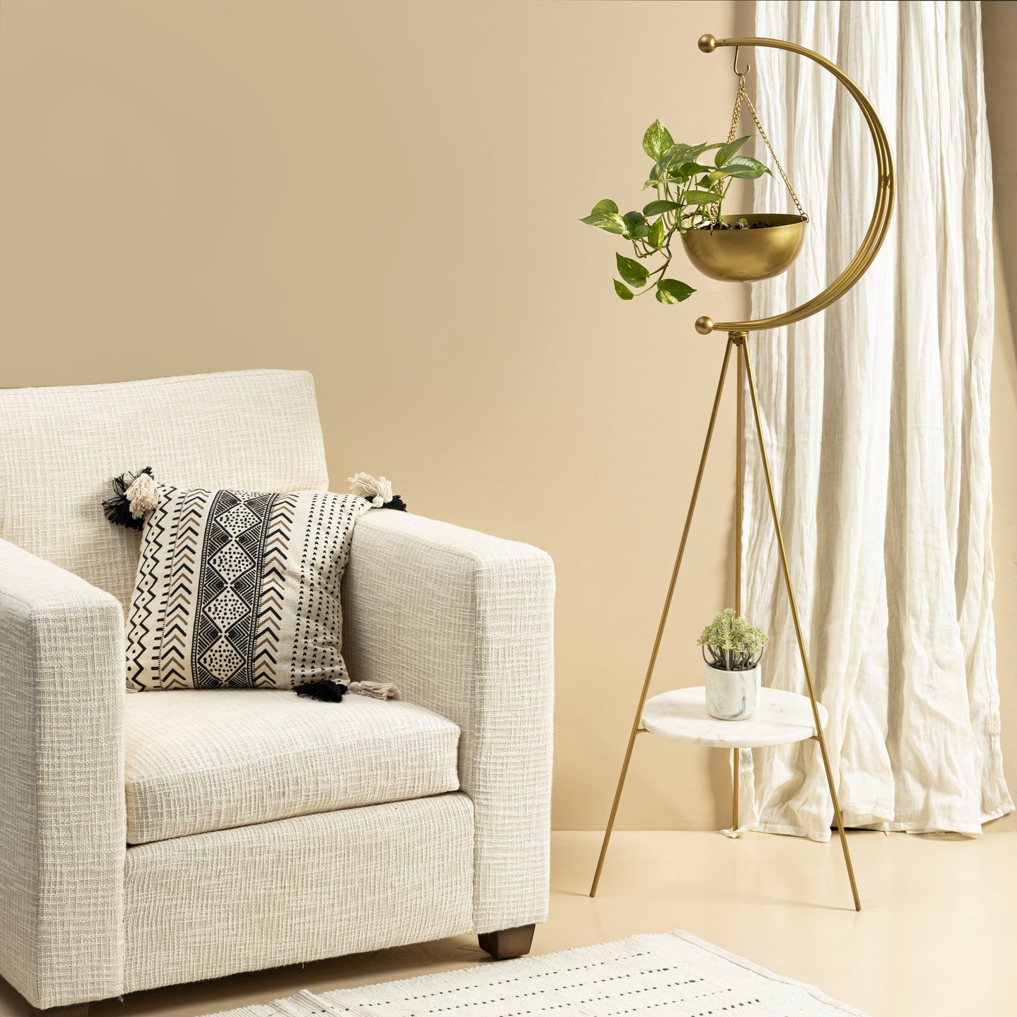 Gold and White Marbel Tripod Planter
