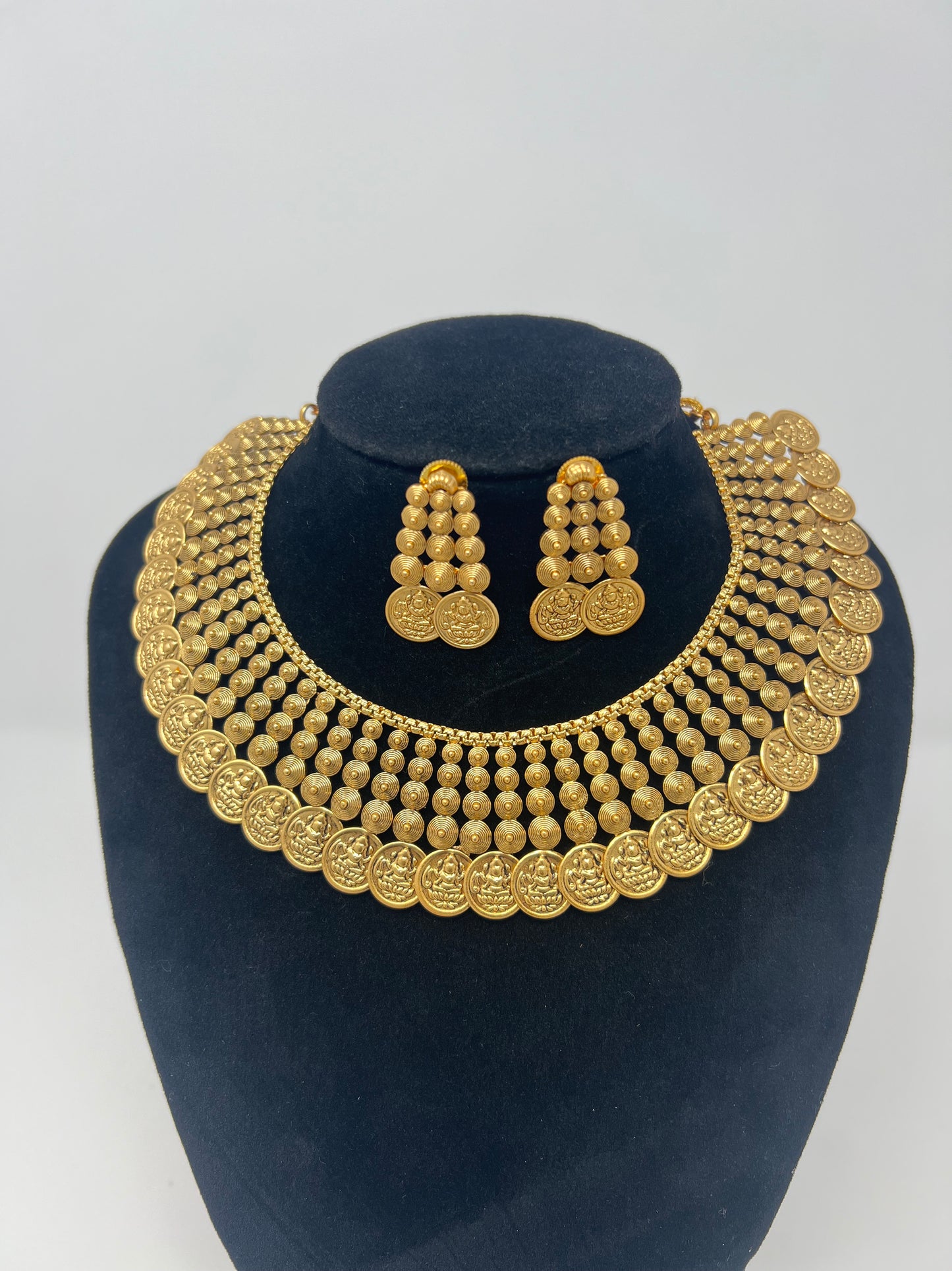 Temple Jewelry under $20 | Necklace Set