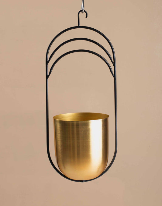 https://www.parampara.us/products/sirius-hanging-planter