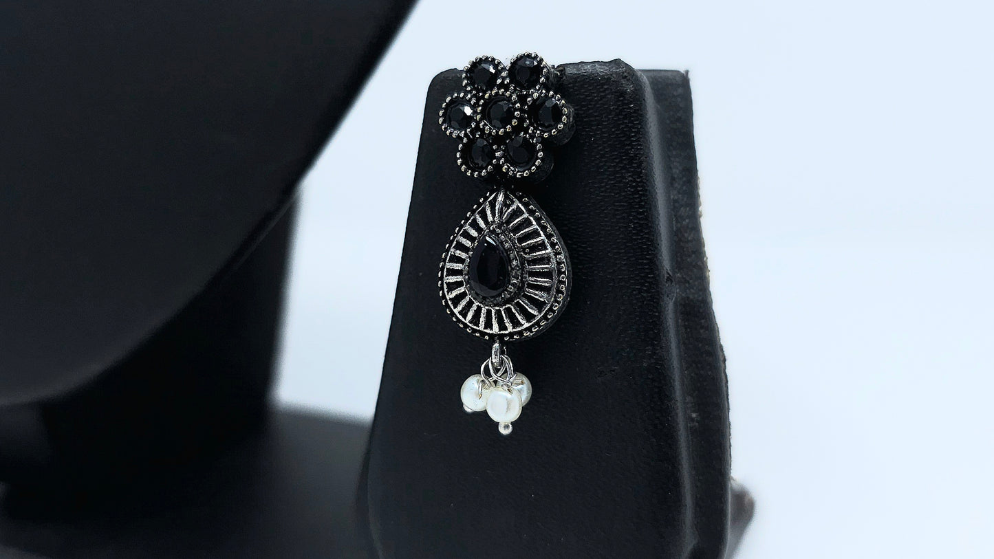 Phool Paati Oxidized Choker Set