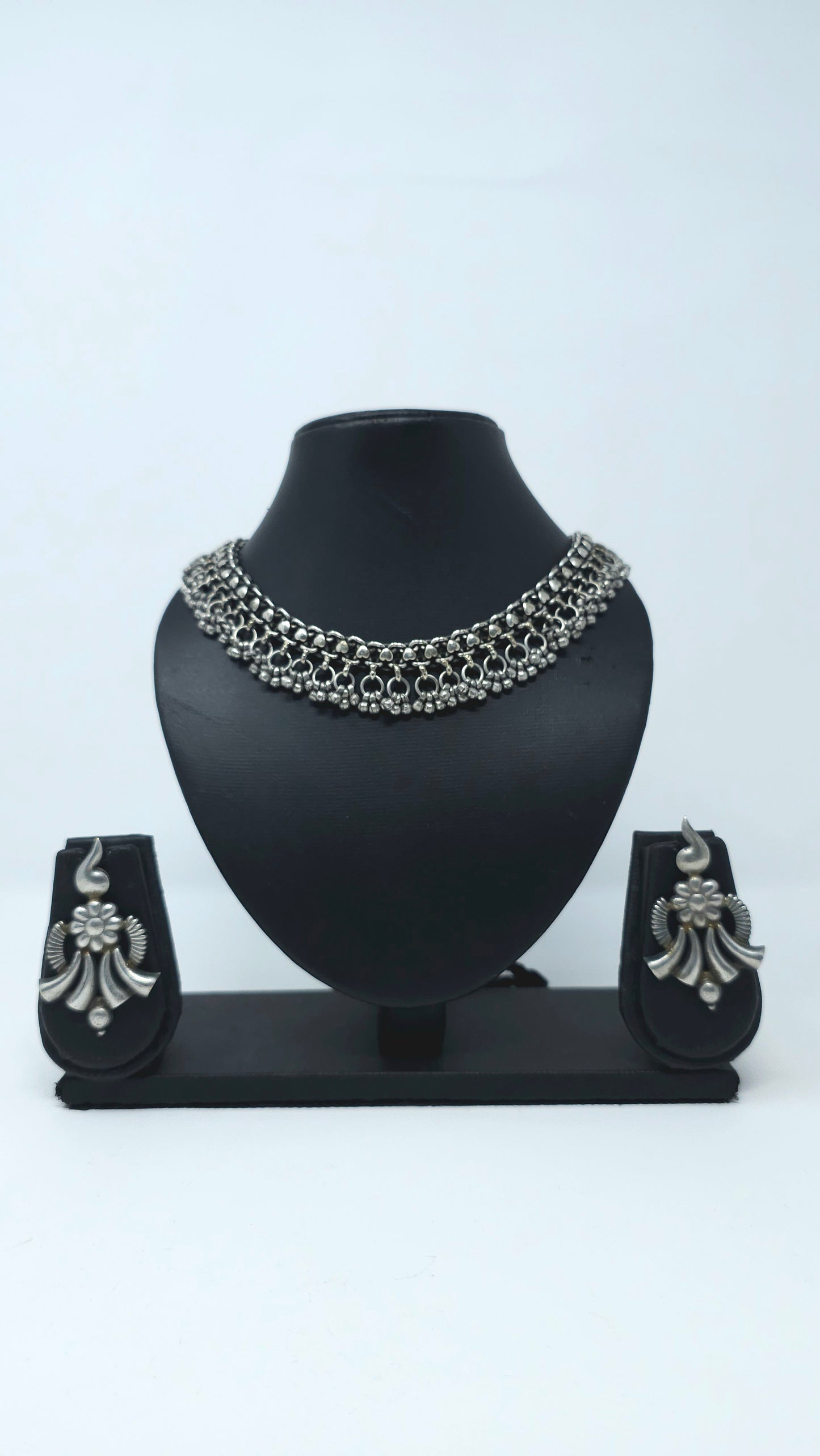 Floral Links Oxidized Choker Set